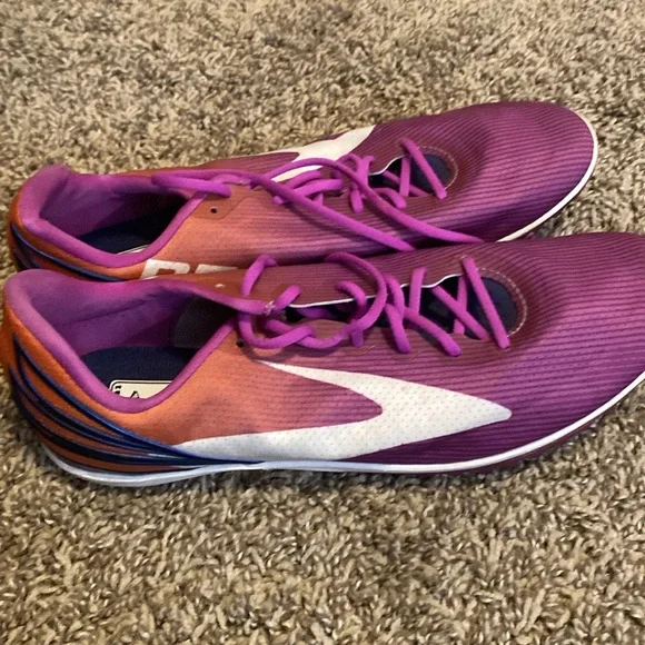 Brooks Mach 17 Spikeless Medium Track Flats Pink Orange 8.5 - Picture 4 of 12